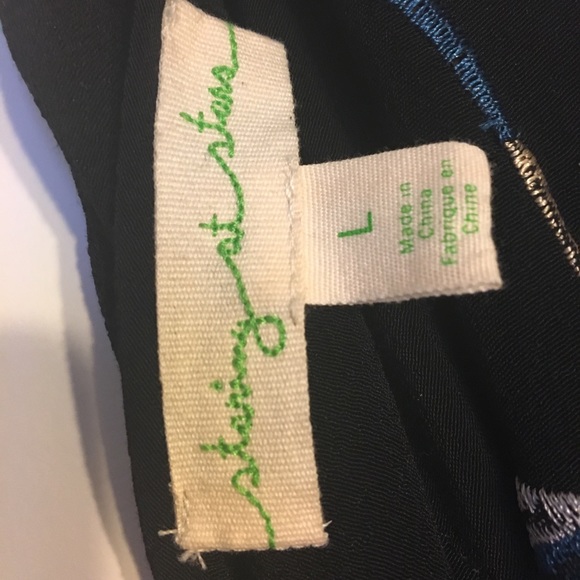 Black embroidered tunic from Urban Outfitters - Picture 6 of 6